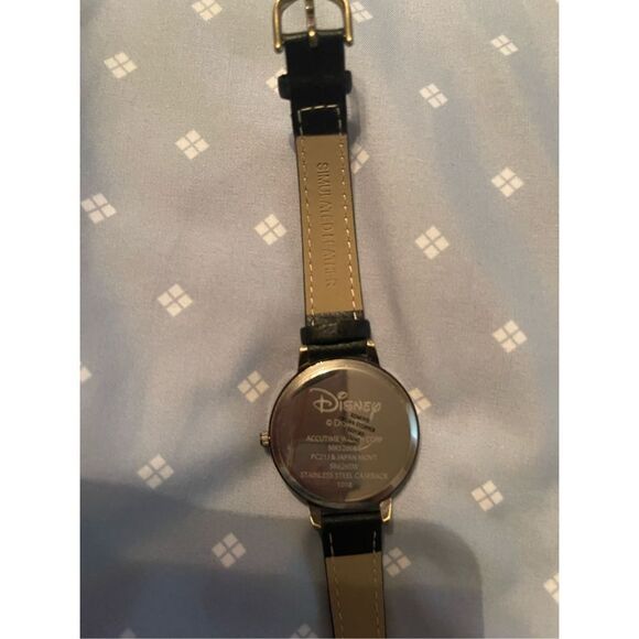 Disney Mickey Mouse 90th Anniversary Commemorative Retro Accutime Wristwatch - Picture 13 of 16